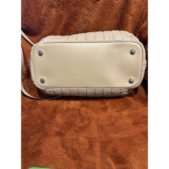 COACH Ally Leather Quilted Beige Satchel shoulder Handbag Purse Luxury Neutral ￼ - Picture 8 of 11